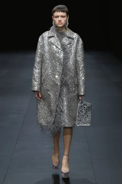 Look 23